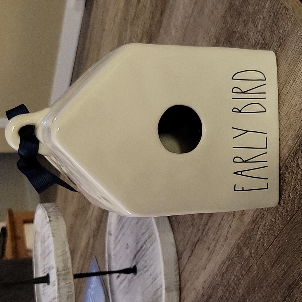 NWT Early Bird Birdhouse